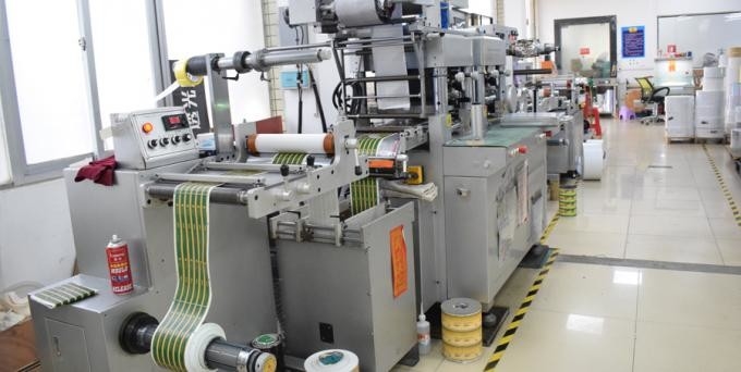 GUANGZHOU YM PACKAGE PRODUCTS CO.,LTD. lini produksi pabrikan
