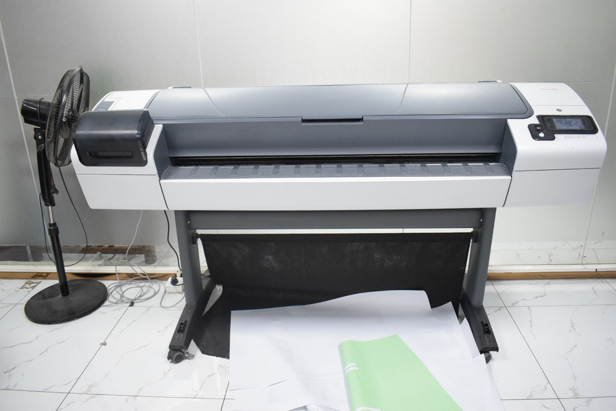 GUANGZHOU YM PACKAGE PRODUCTS CO.,LTD. lini produksi pabrikan