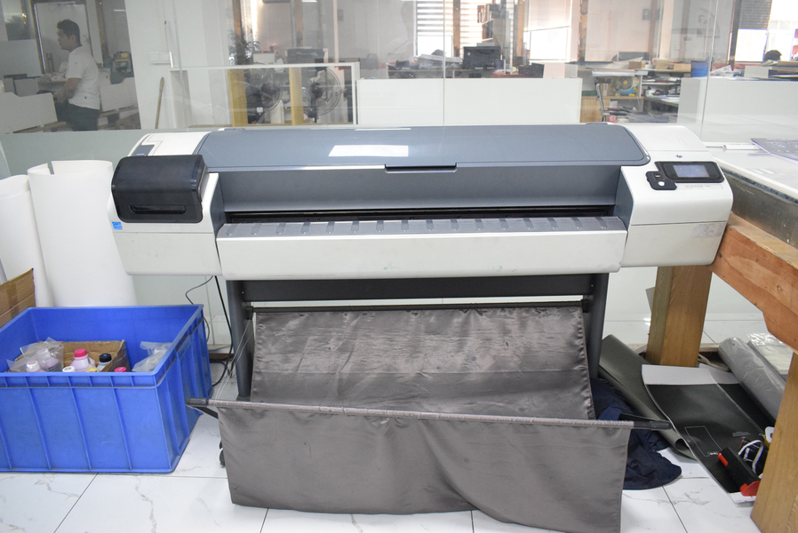 GUANGZHOU YM PACKAGE PRODUCTS CO.,LTD. lini produksi pabrikan
