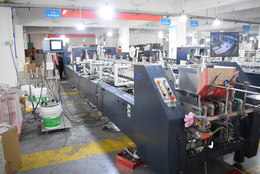 GUANGZHOU YM PACKAGE PRODUCTS CO.,LTD. lini produksi pabrikan